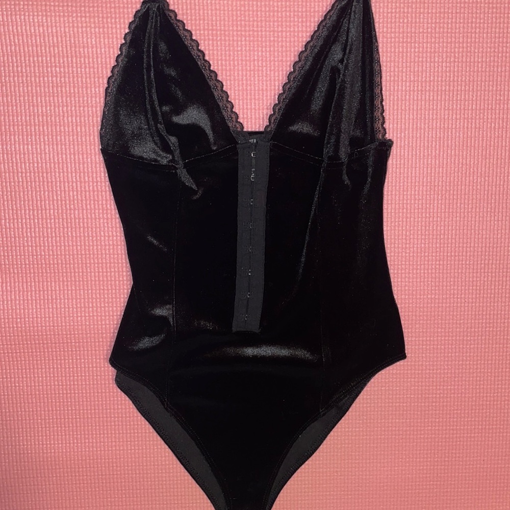 Forever 21 Velvet and Lace Bodysuit 🖤